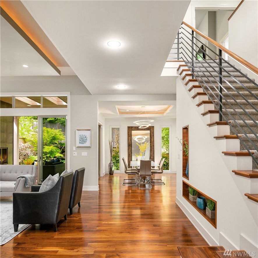 1515 Lyons Avenue Northeast Renton, WA 98059 - Photo 2 of 25 Gallery Image 2
