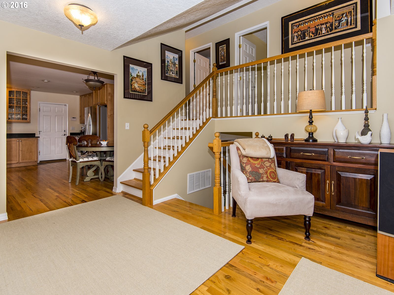 9210 Southwest Jamieson Road Beaverton, OR 97005 - Photo 7 of 28 Gallery Image 7