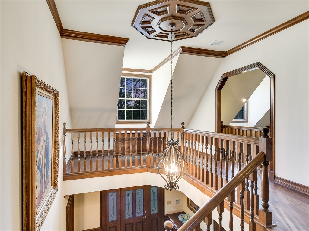 805 Crystal Mountain Drive Austin, TX 78733 - Photo 20 of 38