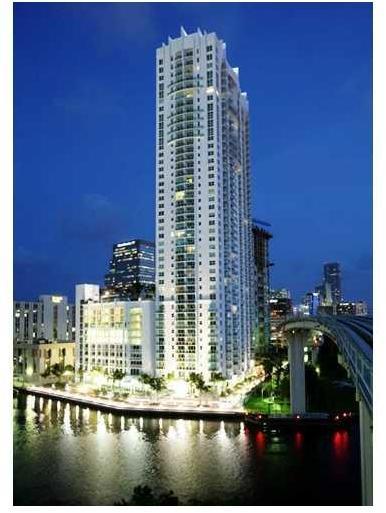 41 Southeast 5th Street, Unit 706 Miami, FL 33131 - Photo 1 of 15