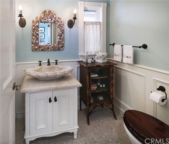 $2,500,000 | 218 Apolena Avenue, Newport Beach, CA 92662