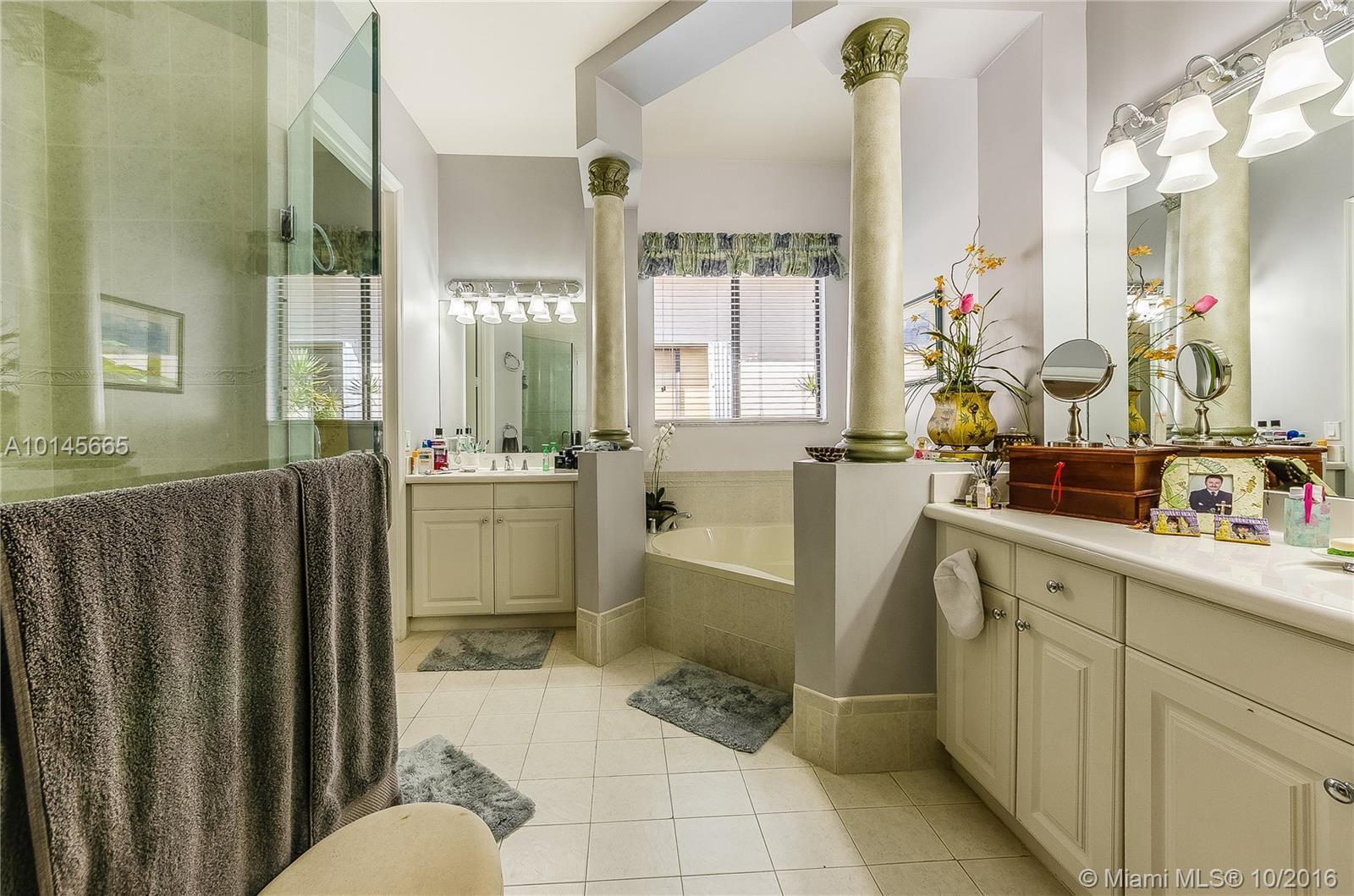 7564 Southwest 190th Street Cutler Bay, FL 33157 - Photo 12 of 30