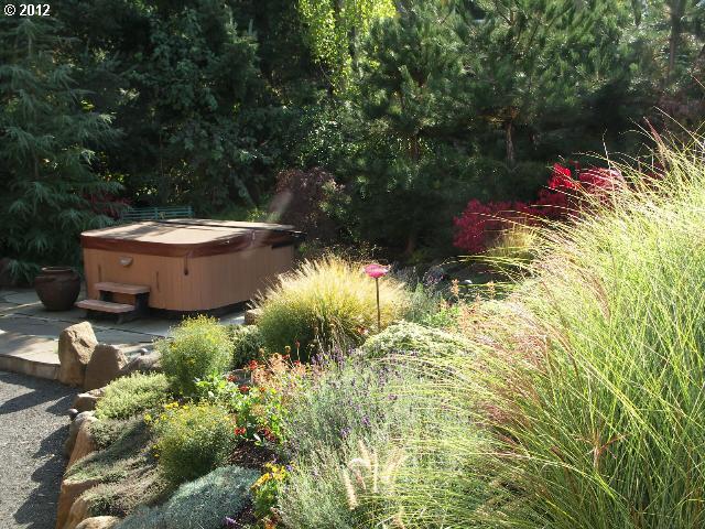540 Frankton Road Hood River, OR 97031 - Photo 11 of 16 Gallery Image 11