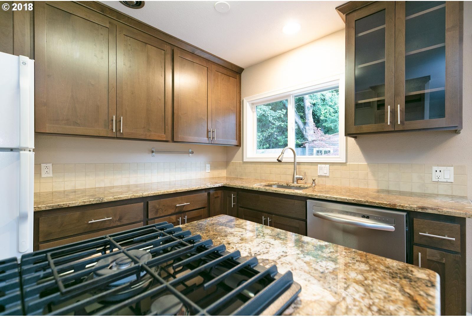 5705 Southwest Nebraska Street Portland, OR 97221 - Photo 13 of 27 Gallery Image 13