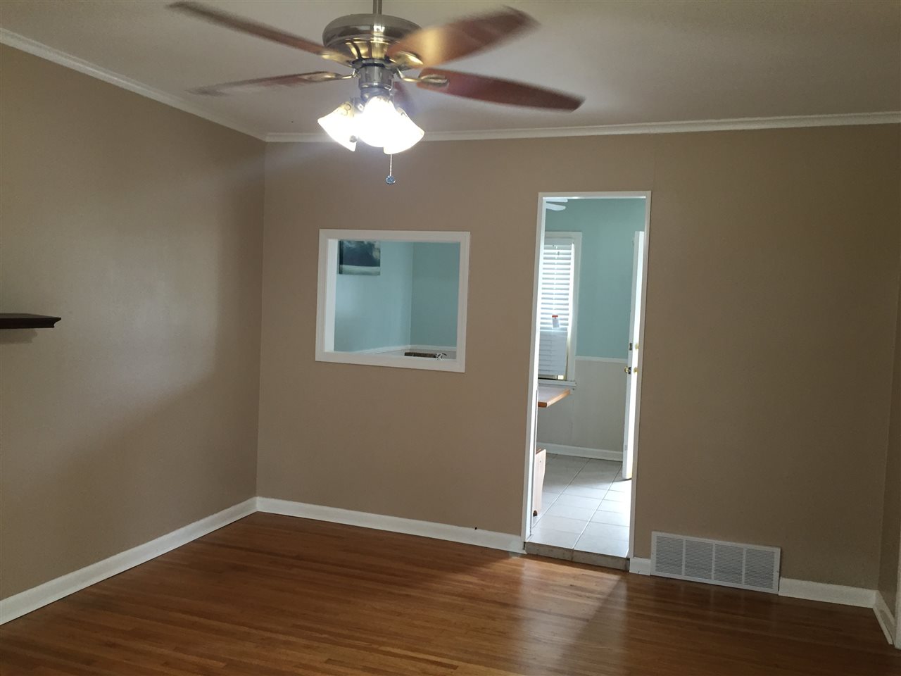 1844 Sea Isle Road Memphis, TN 38117 - Photo 4 of 24 Gallery Image 4