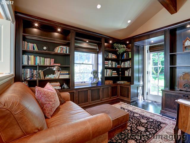 3154 Northwest Cumberland Road Portland, OR 97210 - Photo 16 of 16 Gallery Image 16