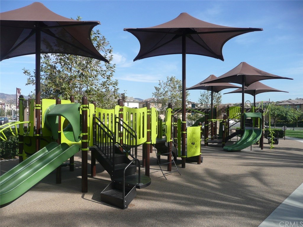 81 Savannah Lake Forest, CA 92630 - Photo 33 of 43