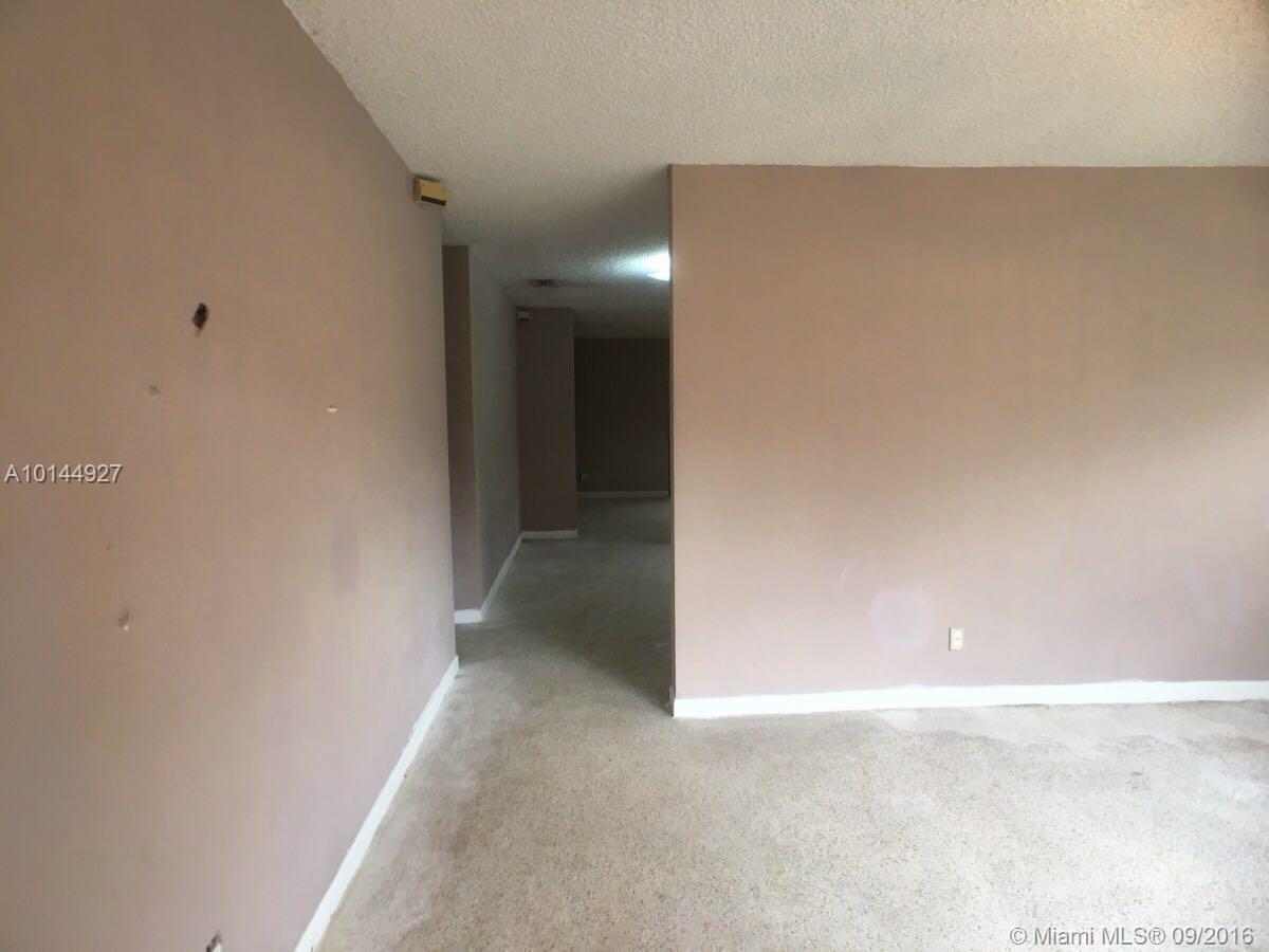 1348 Southwest 15th Street Miami, FL 33145 - Photo 5 of 31