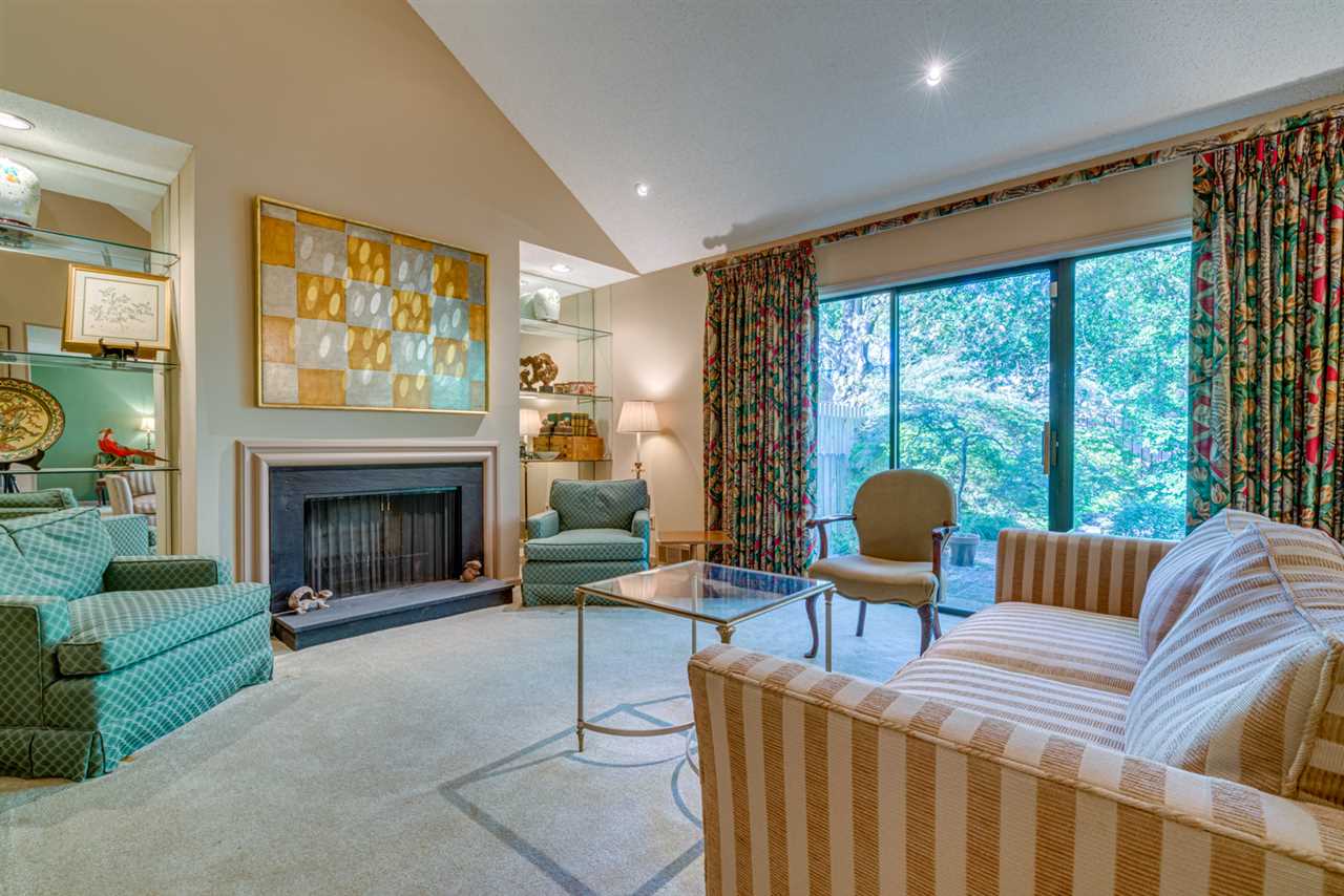 337 Cinnamon Drive, Unit 337 Memphis, TN 38117 - Photo 4 of 25