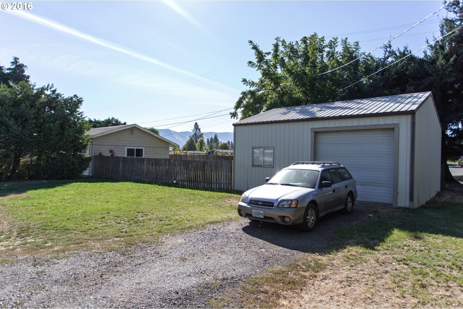 1321 Tucker Road Hood River, OR 97031 - Photo 28 of 32