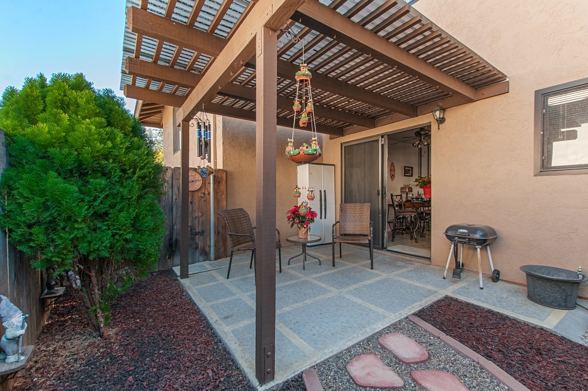 9050 Fanita Rancho Road Santee, CA 92071 - Photo 19 of 24 Gallery Image 19