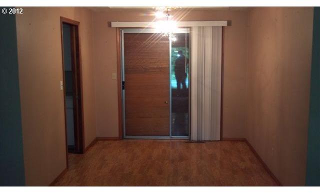 600 Southeast Hogan Road Gresham, OR 97080 - Photo 3 of 11 Gallery Image 3
