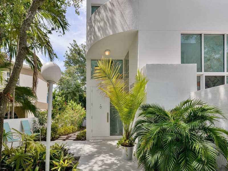3272 Virginia Street, Unit A1 Coconut Grove, FL 33133 - Photo 3 of 24