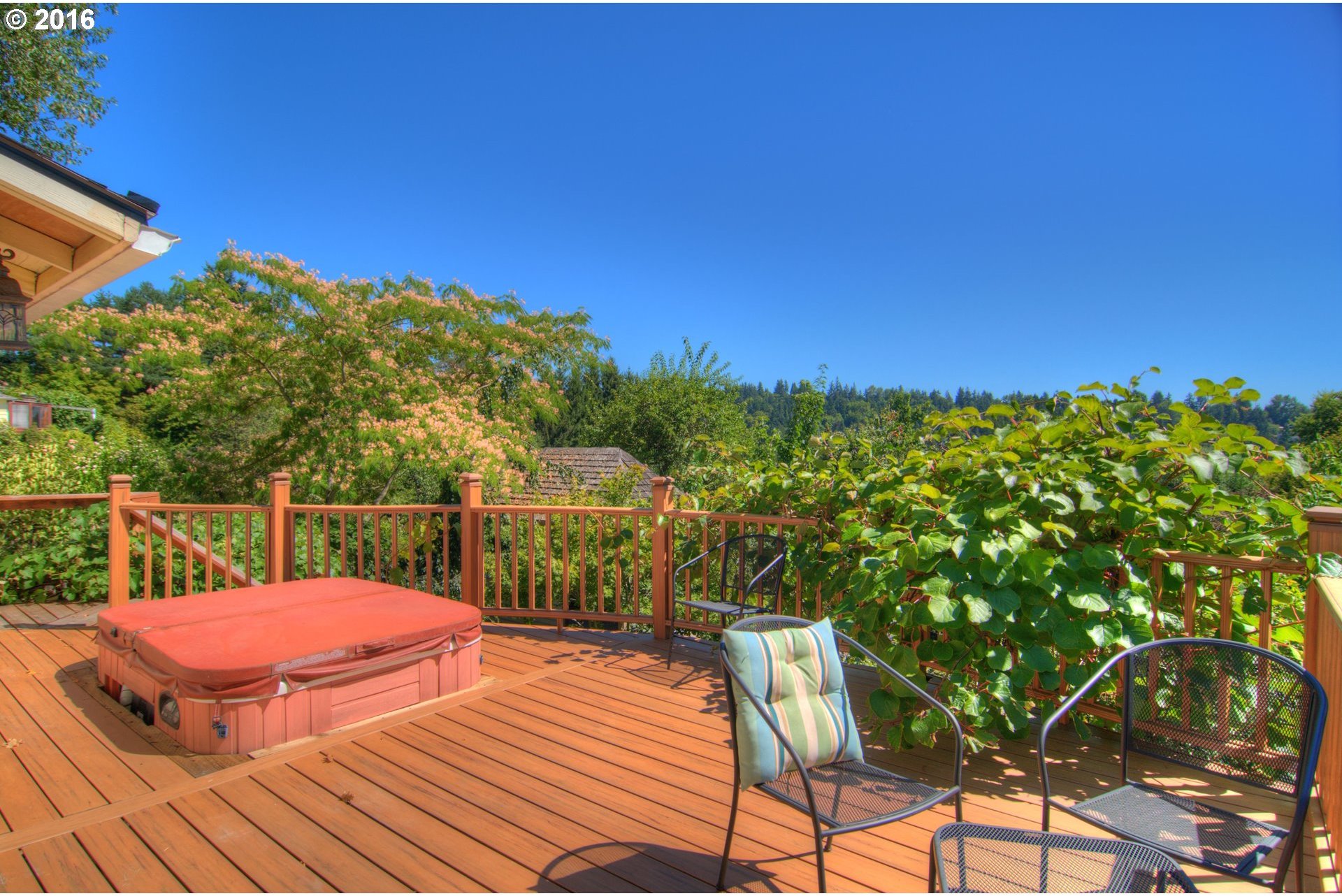 6354 Southwest Garden Home Road Portland, OR 97219 - Photo 27 of 28 Gallery Image 27