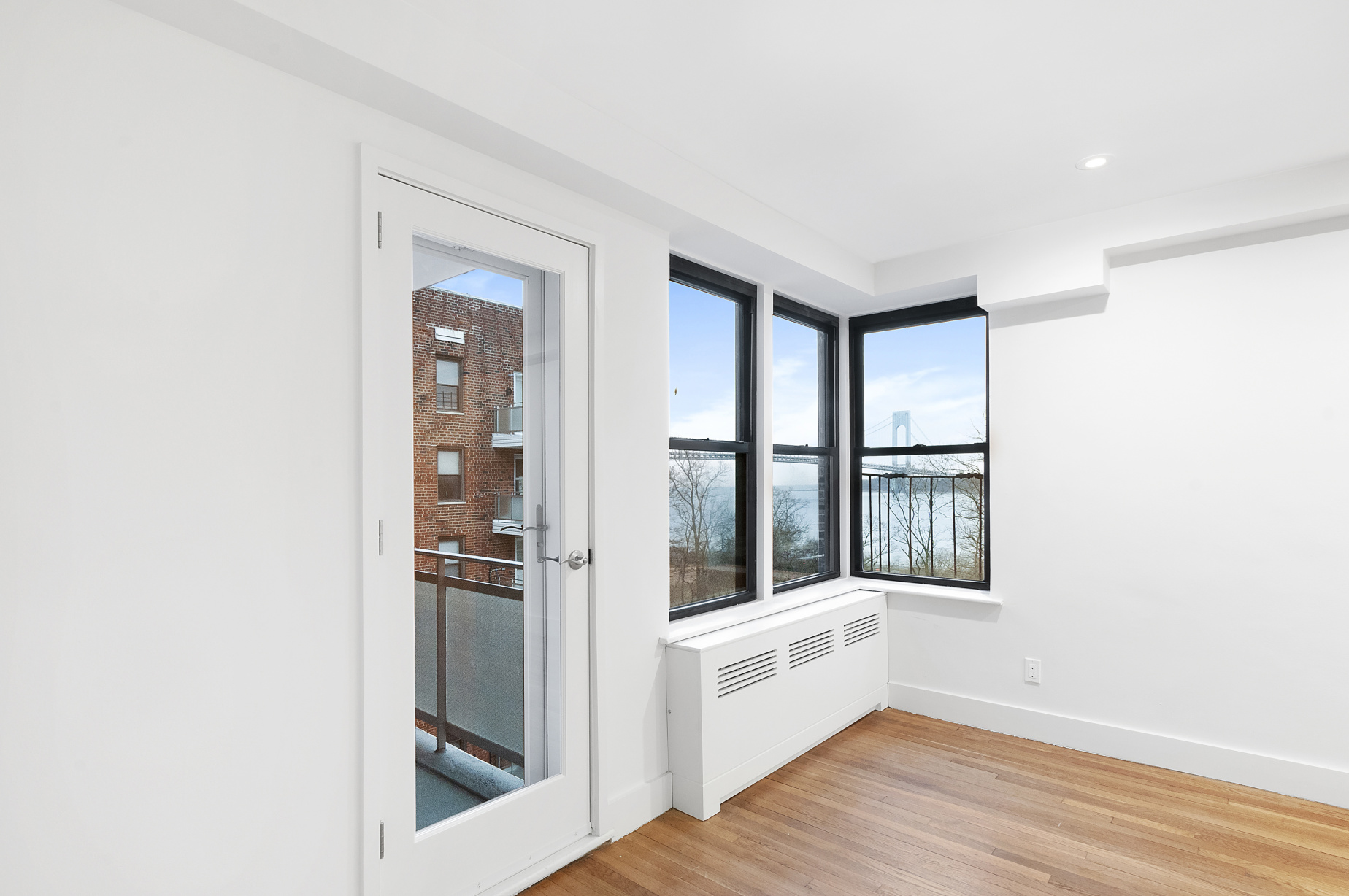 9511 Shore Road, Unit 519 Brooklyn, NY 11209 - Photo 2 of 9 Gallery Image 2