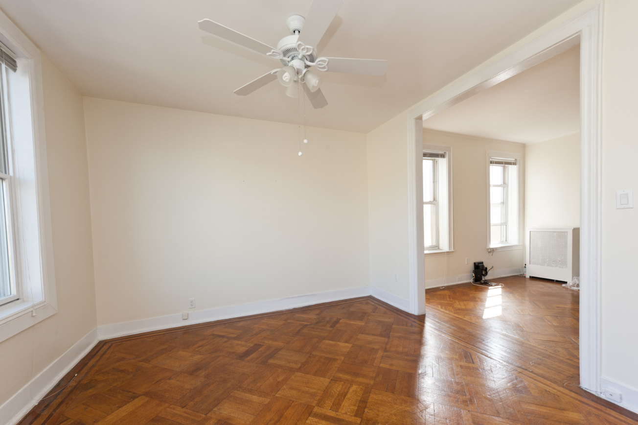 24-30 35th Street, Unit 2 Queens, NY 11103 - Photo 5 of 8