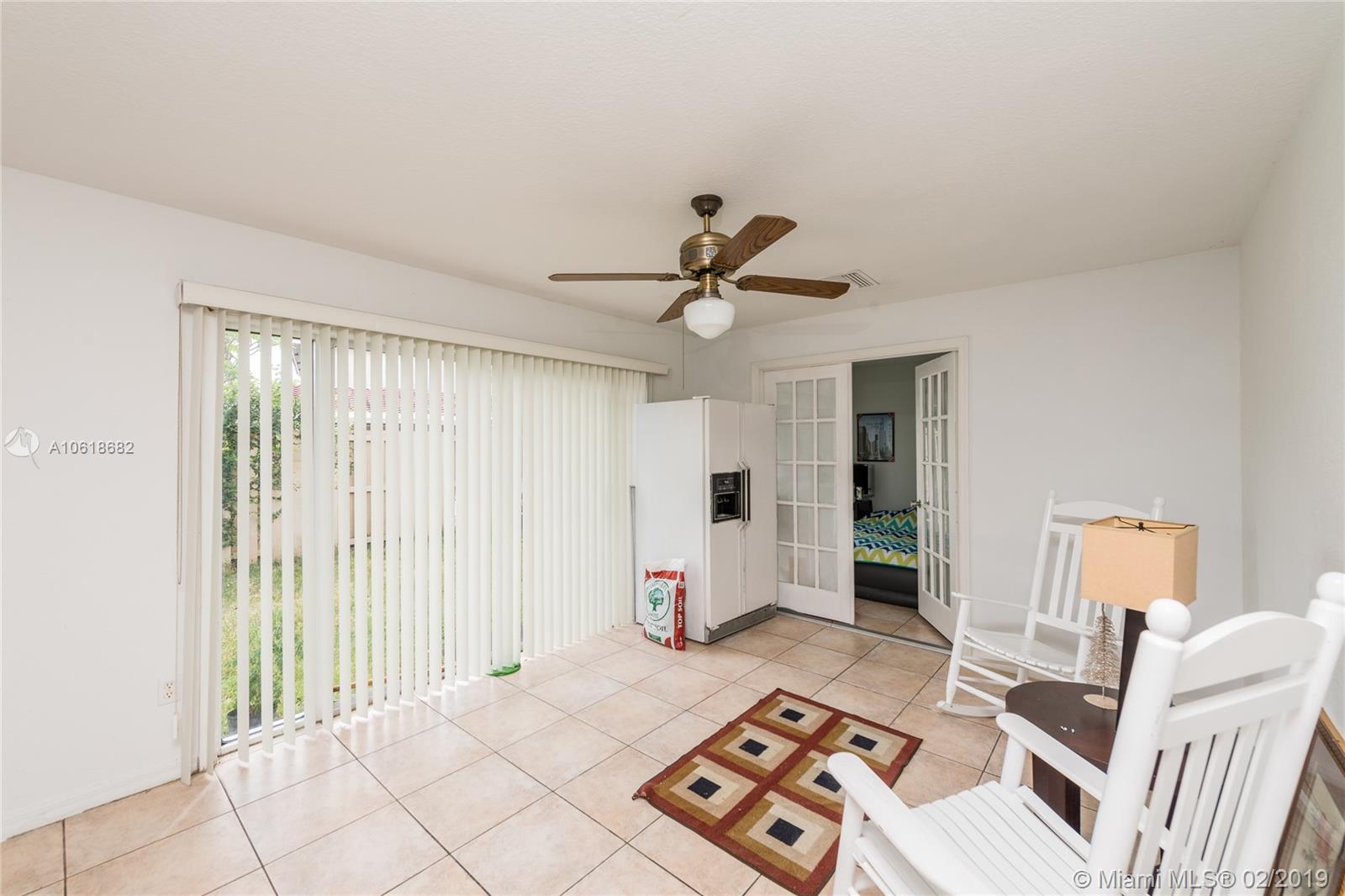 9352 Southwest 155th Avenue Miami, FL 33196 - Photo 3 of 12