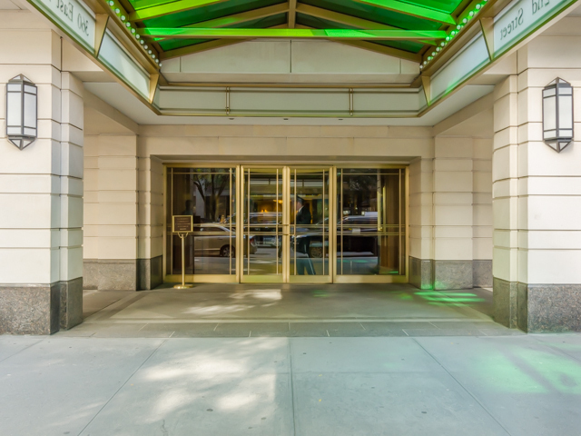 360 E 72nd St, Manhattan, NY 10021 - Photo 2 of 4