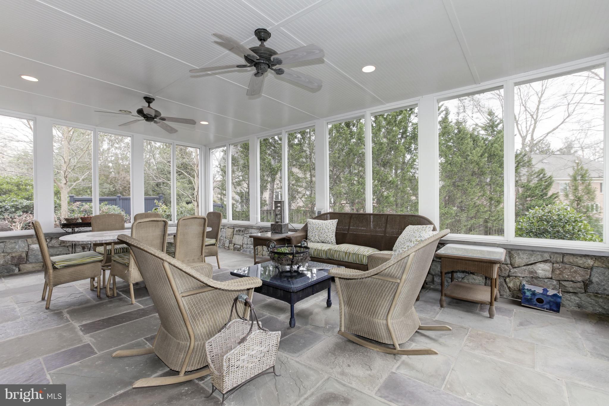 9904 Woodford Road Potomac, MD 20854 - Photo 16 of 30