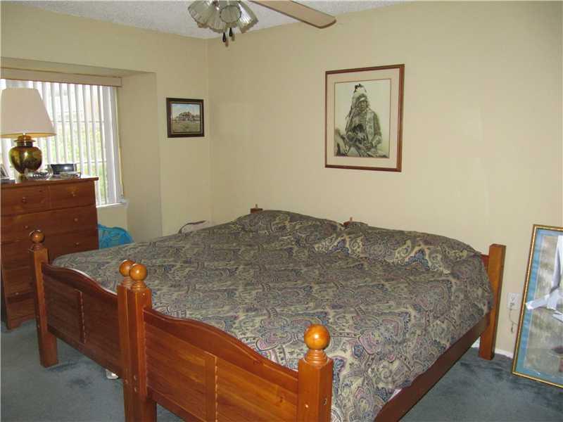 7725 Southwest 86th Street, Unit A1320 Miami, FL 33143 - Photo 10 of 20