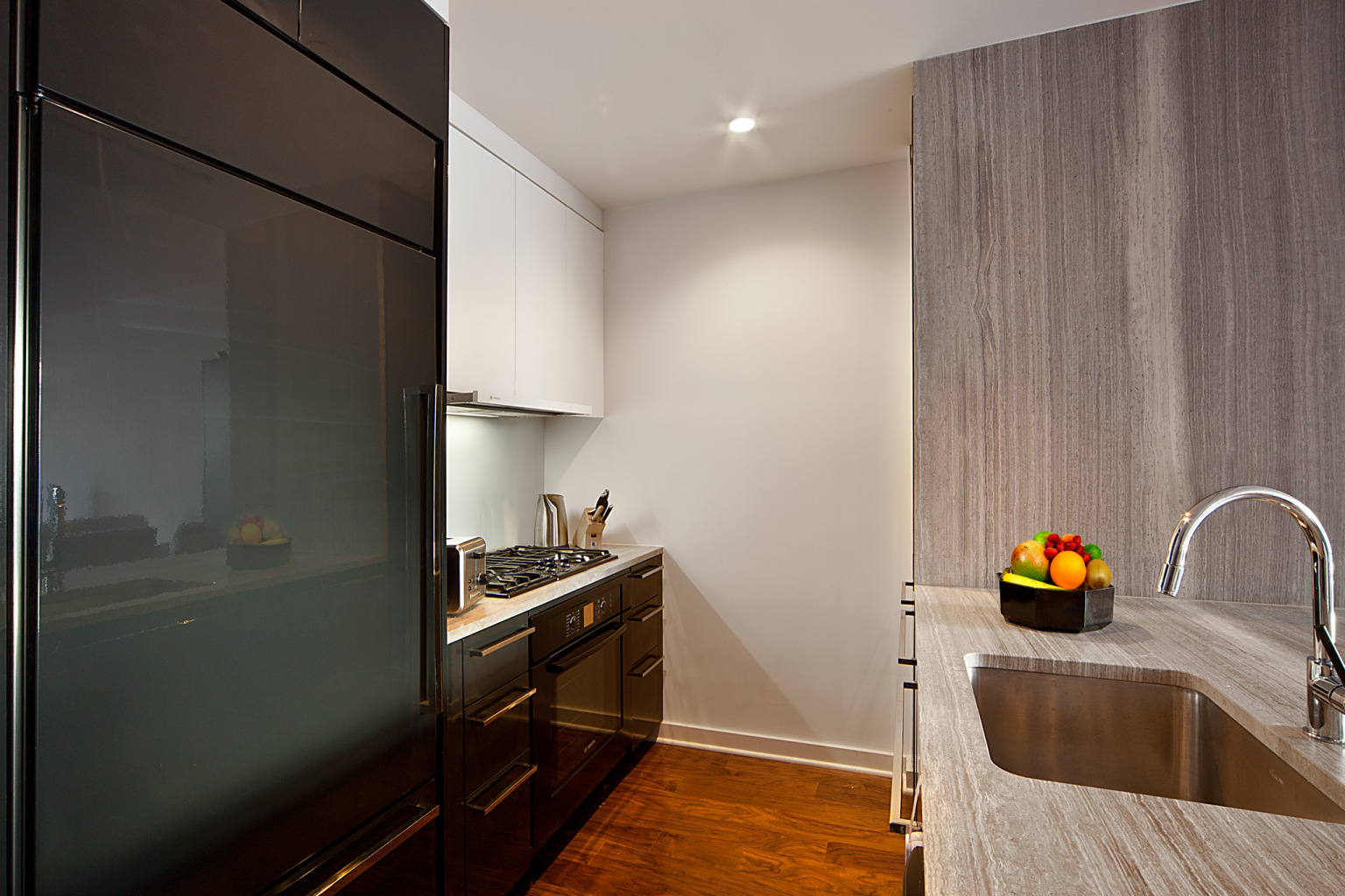 2 Northside Piers, Unit 8B Brooklyn, NY 11249 - Photo 3 of 11