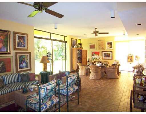 10420 Southwest 97th Court Miami, FL 33176 - Photo 4 of 8