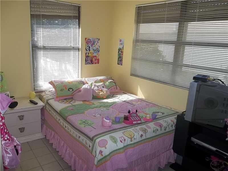 3583 Simms Street, Unit 3583 Hollywood, FL 33021 - Photo 15 of 17 Gallery Image 15