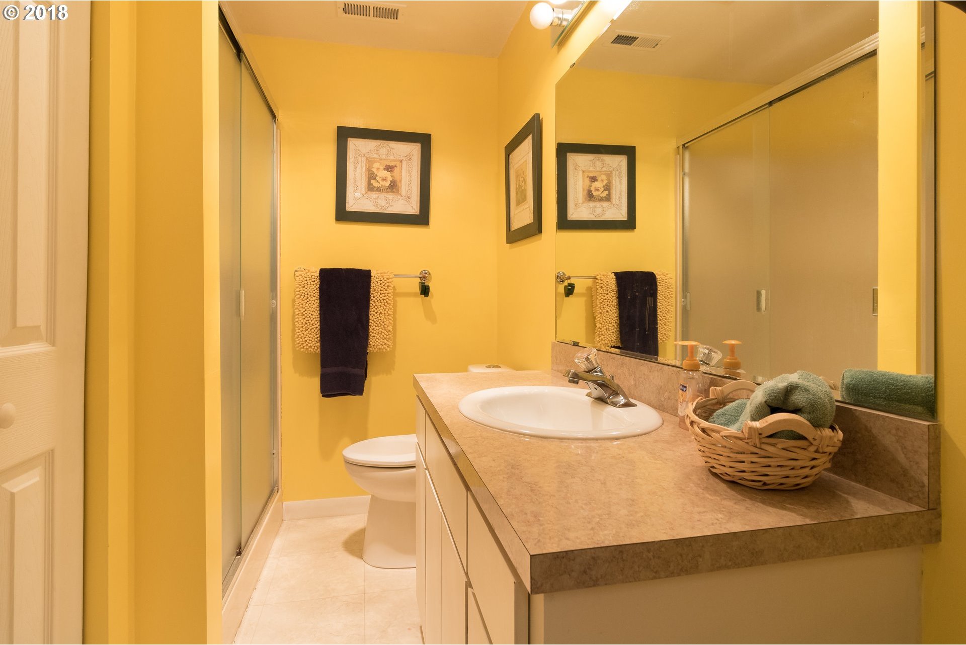17573 North Bank Road Roseburg, OR 97470 - Photo 6 of 24 Gallery Image 6