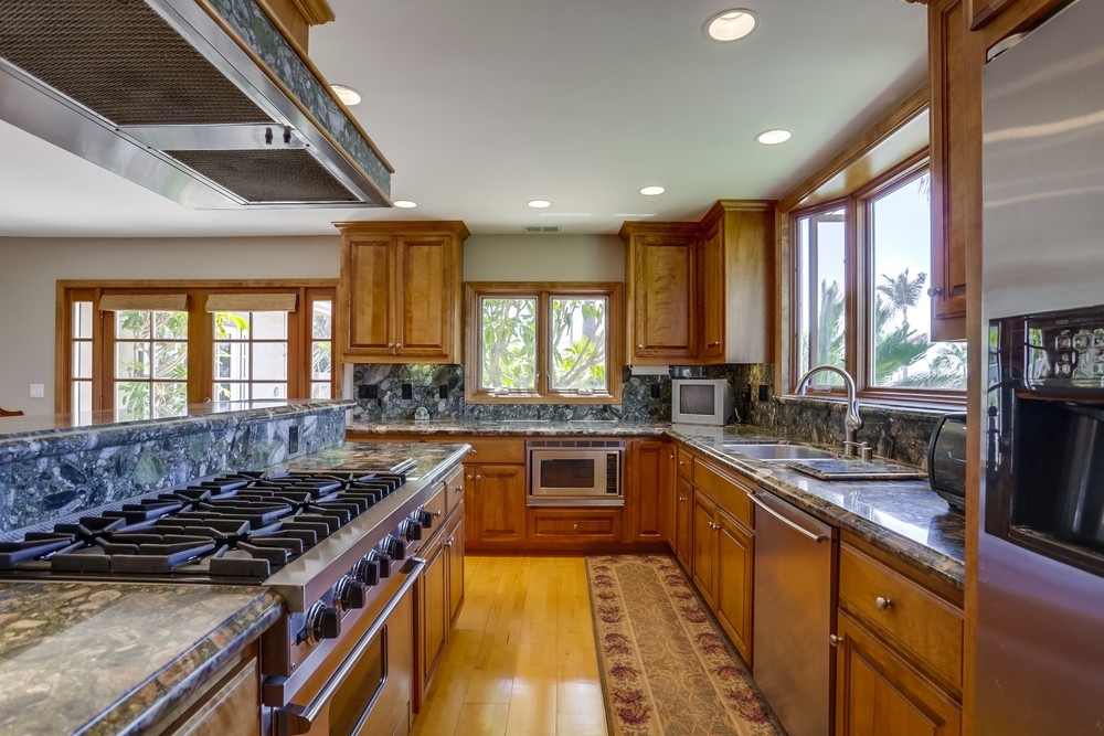 1502 Las Flores Drive Carlsbad, CA 92008 - Photo 11 of 22