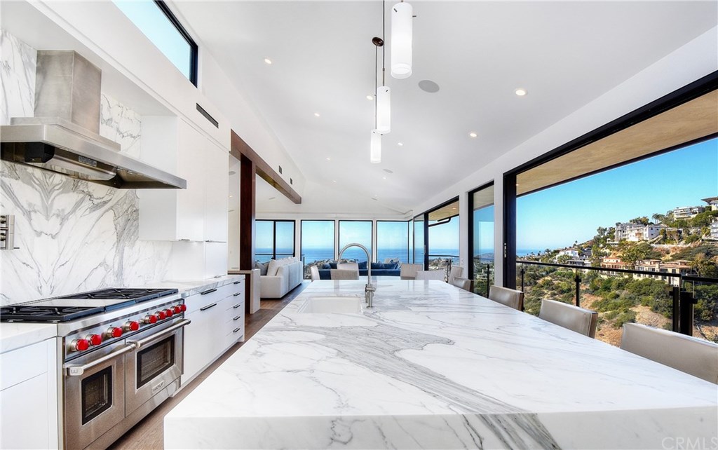 532 Emerald Bay Laguna Beach, CA 92651 - Photo 9 of 62