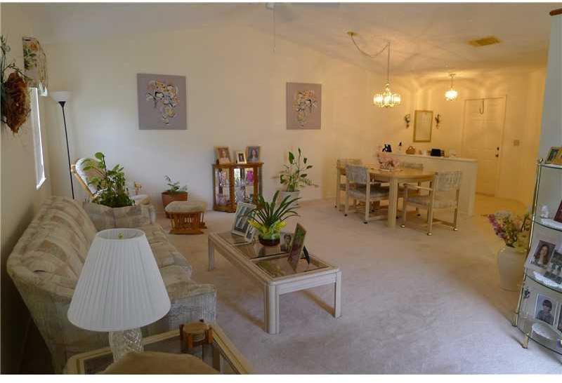 9114 Southwest 20th Street, Unit B Boca Raton, FL 33428 - Photo 4 of 25 Gallery Image 4