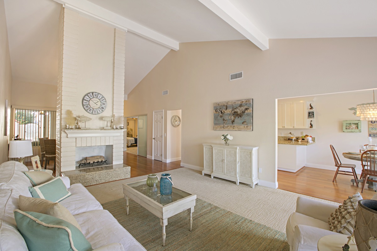 27 Catspaw Coronado Ca Coronado, CA 92118 - Photo 8 of 25