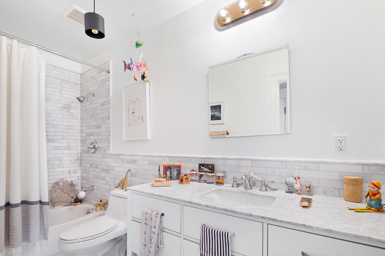 12 A Monroe Street, Unit Undisclosed Brooklyn, NY 11238 - Photo 13 of 18