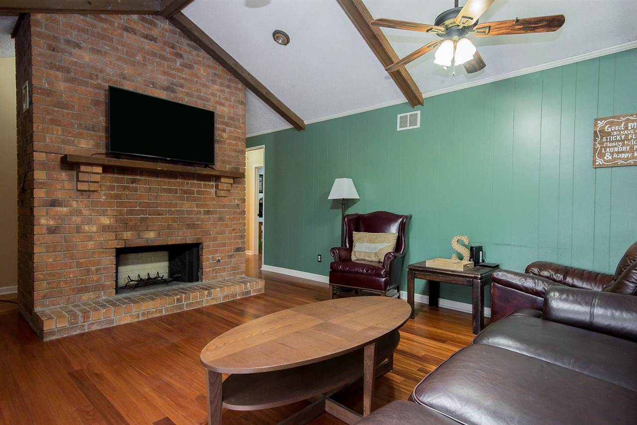 8655 Gragg Road Millington, TN 38053 - Photo 7 of 25 Gallery Image 7