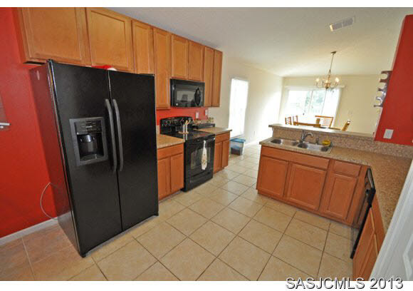 86 North Twin Maple Road St. Augustine, FL 32084 - Photo 6 of 16 Kitchen