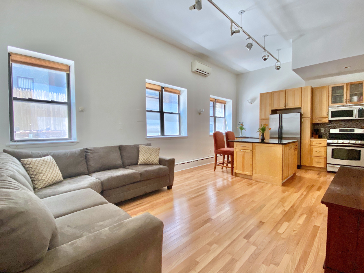 60 Court Street, Unit 2L Brooklyn, NY 11201 - Photo 2 of 9