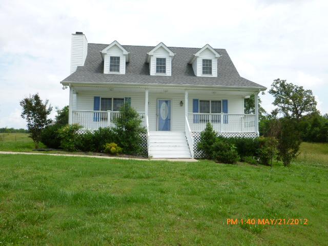 6192 South Lamont Road Springfield, TN 37172 - Photo 1 of 25