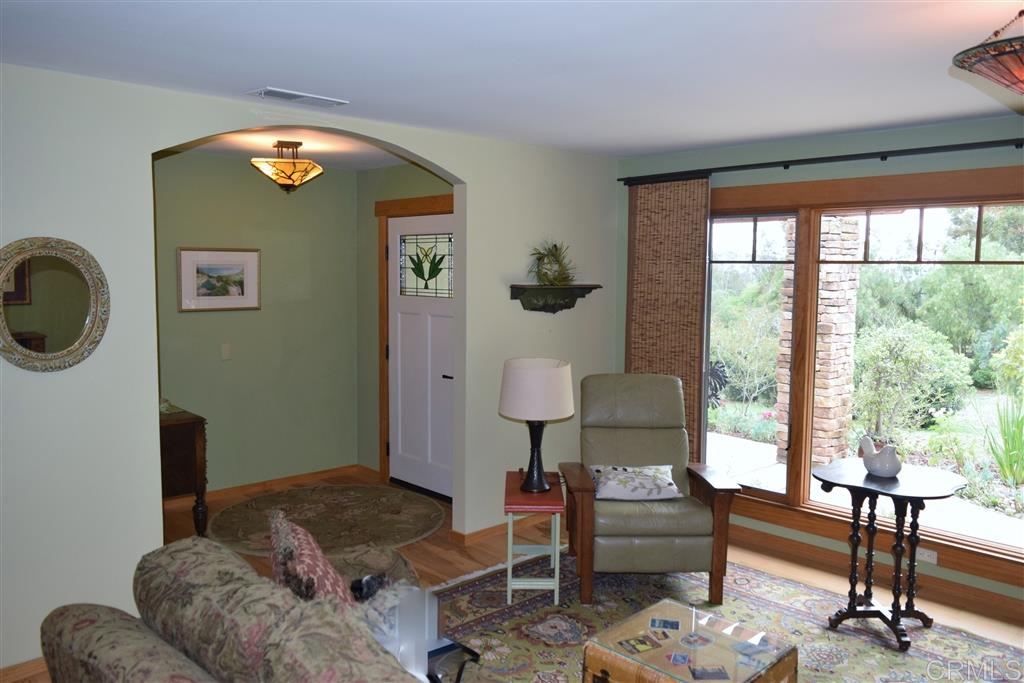 2084 Rockhoff Road Escondido, CA 92026 - Photo 6 of 25