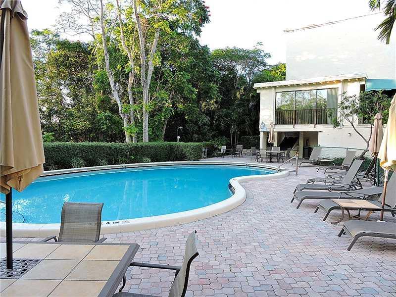 501 Southwest 11th Place, Unit 401A Boca Raton, FL 33432 - Photo 13 of 14