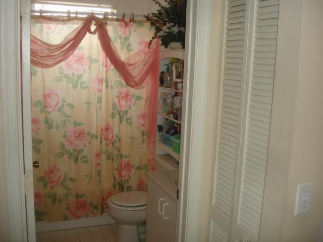 18232 Southwest 5th Street Pembroke Pines, FL 33029 - Photo 16 of 22