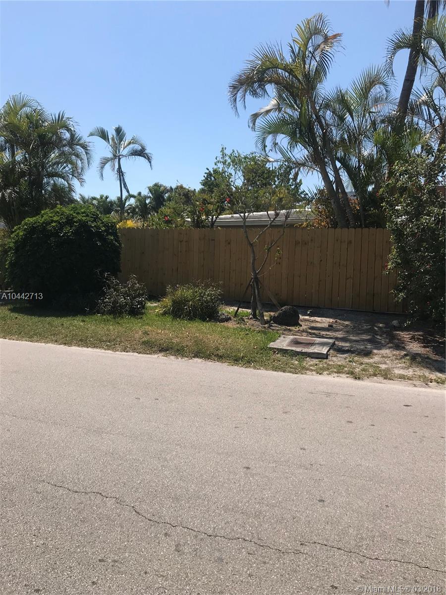 300 Fernwood Road Key Biscayne, FL 33149 - Photo 2 of 2