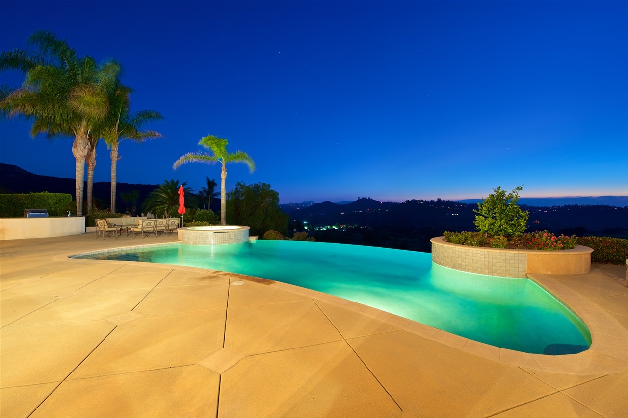 18300 Old Coach Drive Poway, CA 92064 - Photo 7 of 24