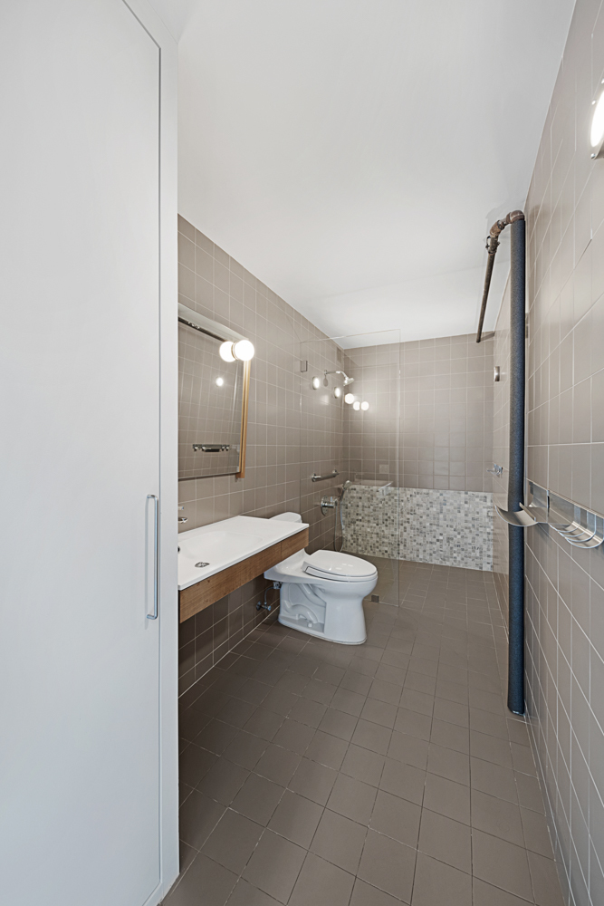 392 Central Park West, Unit 20L Manhattan, NY 10025 - Photo 5 of 8