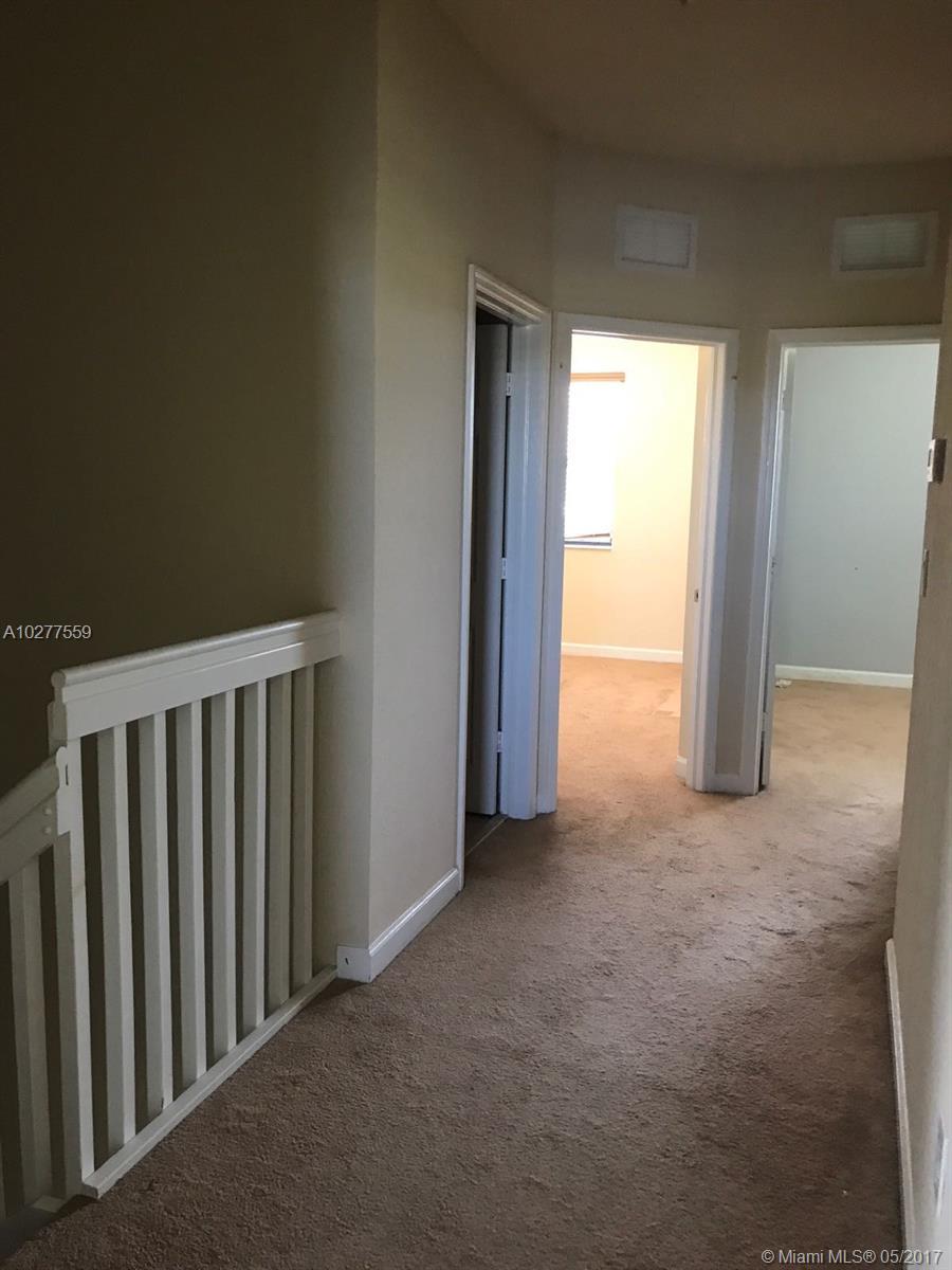 16454 Southwest 42nd Terrace Miami, FL 33185 - Photo 12 of 17