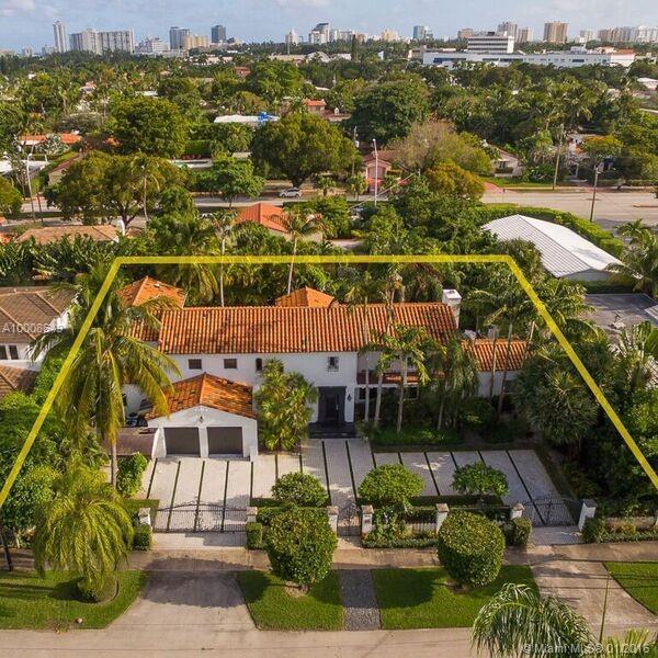 4411 North Bay Road Miami Beach, FL 33140 - Photo 2 of 33
