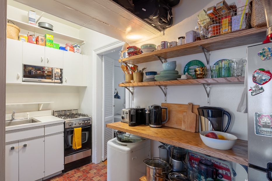 242 West 11th Street, Unit 2 Manhattan, NY 10014 - Photo 2 of 5