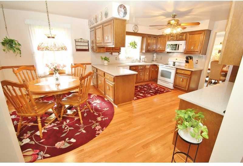 376 Golden Grove Road Economy, PA 15005 - Photo 2 of 25
