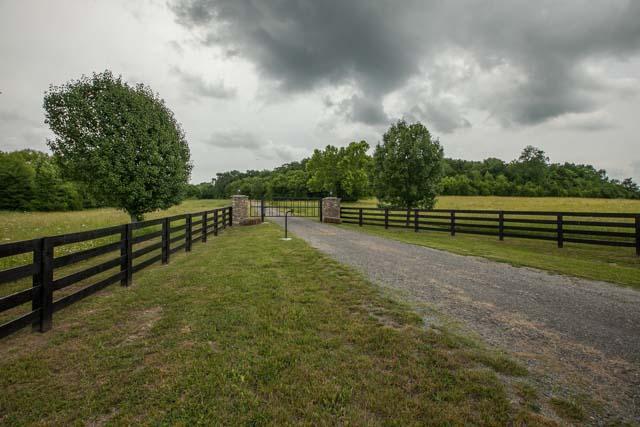 4612 West Trimble Road Milton, TN 37118 - Photo 5 of 10 Gallery Image 5