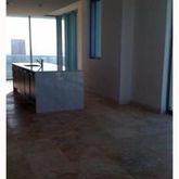 $2,500 | 900 Biscayne Boulevard, Miami, FL 33132