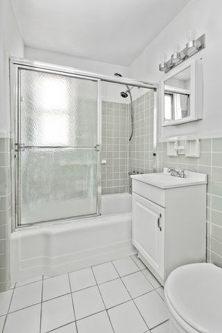 $1,700 | 180 Van Cortlandt Park South, Unit 2H | Kingsbridge